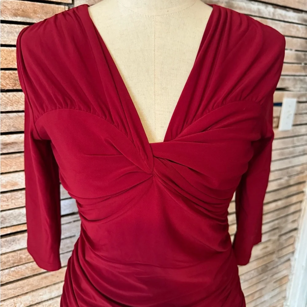 Top Vintage "Monica" Dress in Cranberry Red - Picture 2 of 5